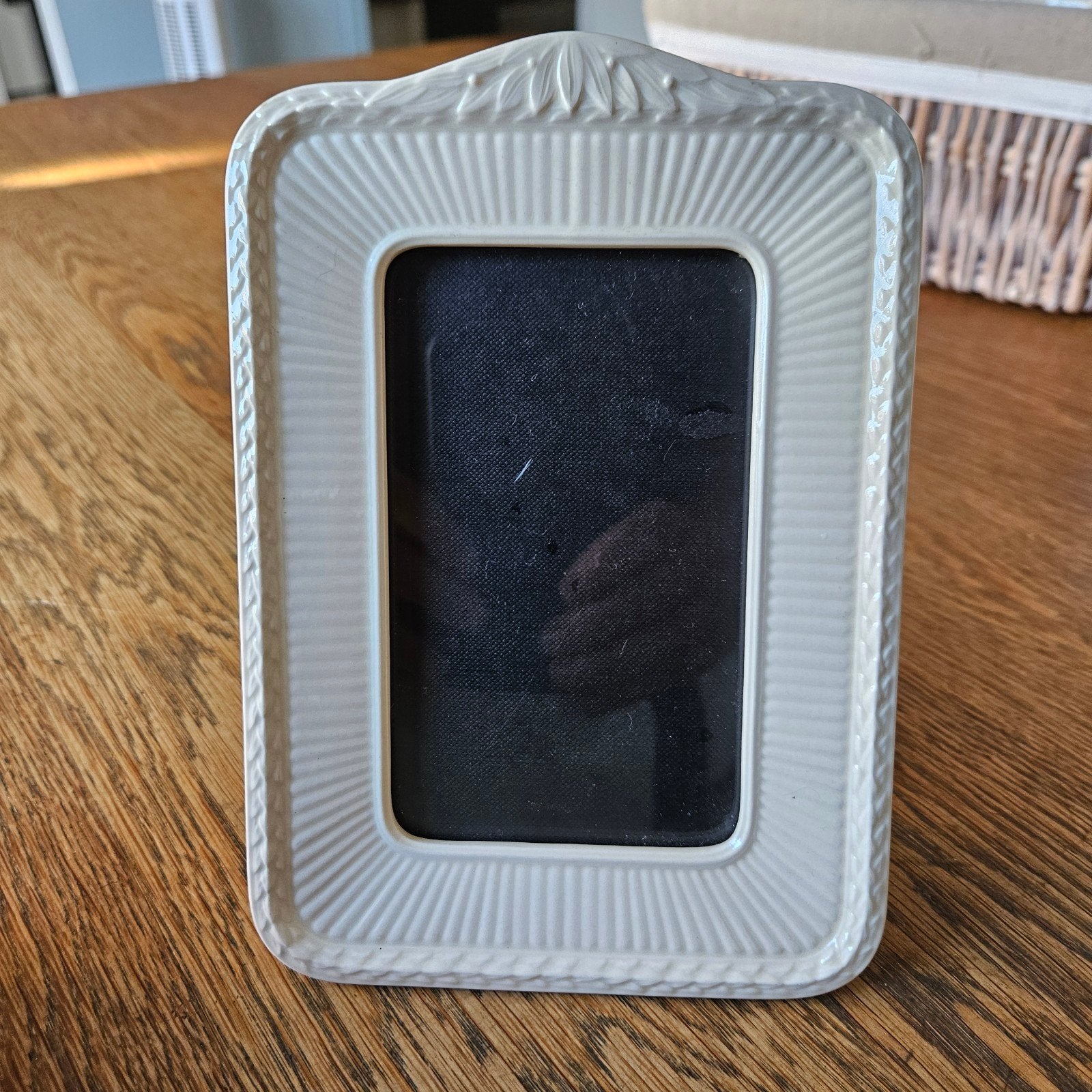 Wedgwood Edme fotolijstje /collectors item, Beige, Ophalen of Verzenden, Zo goed als nieuw, Fotolijst