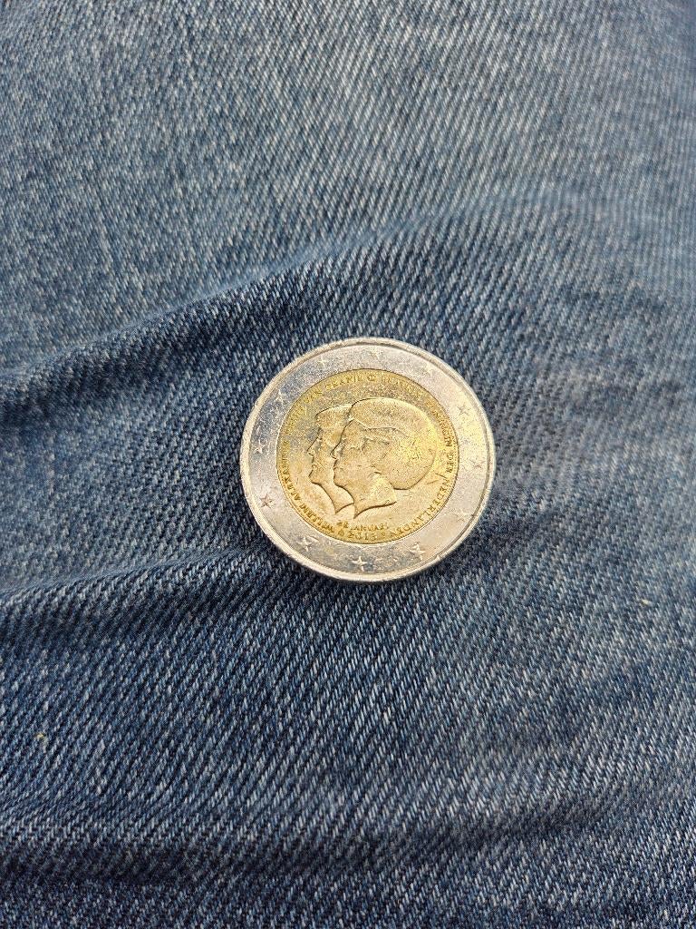 Beatrix 2 euro munt 2013, Postzegels en Munten, Munten | Nederland, Ophalen of Verzenden, Koningin Beatrix, Euro's, Losse munt