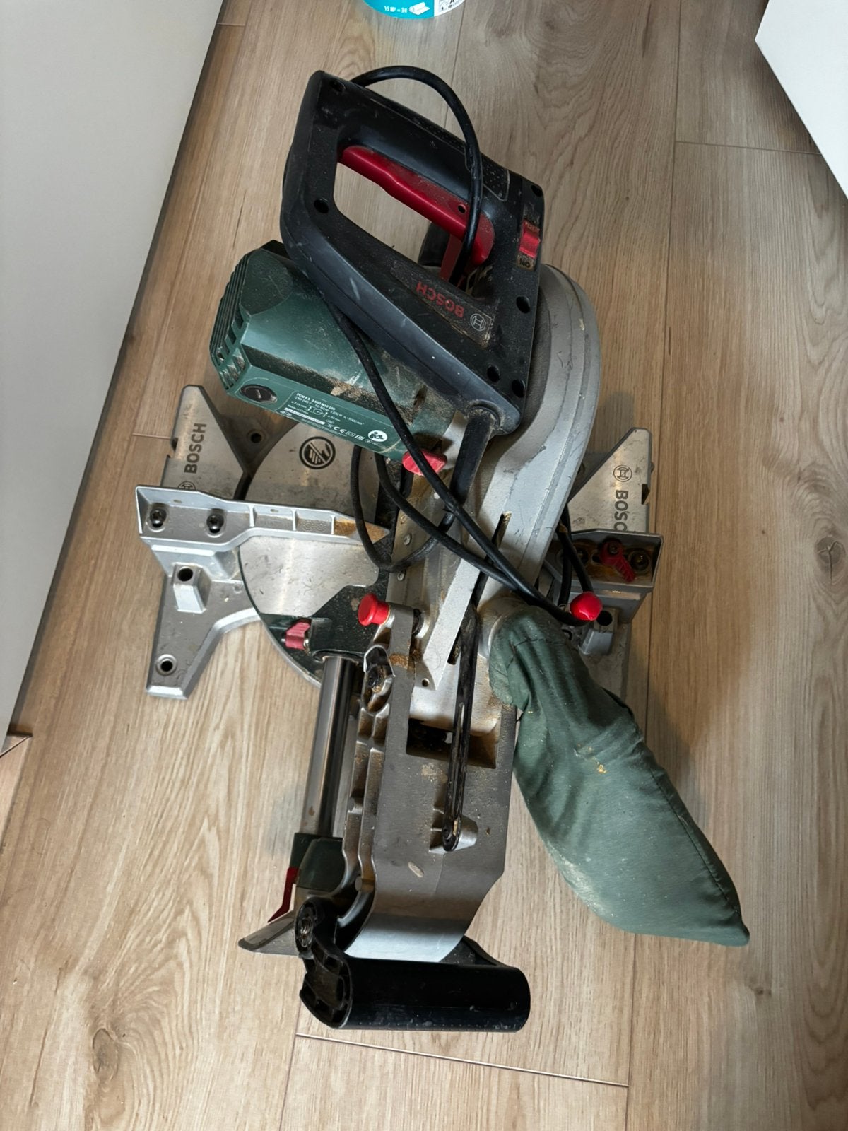 Kap- en verstekzaak Bosch, Ophalen, Gebruikt, Decoupeerzaag, 30 tot 70 mm