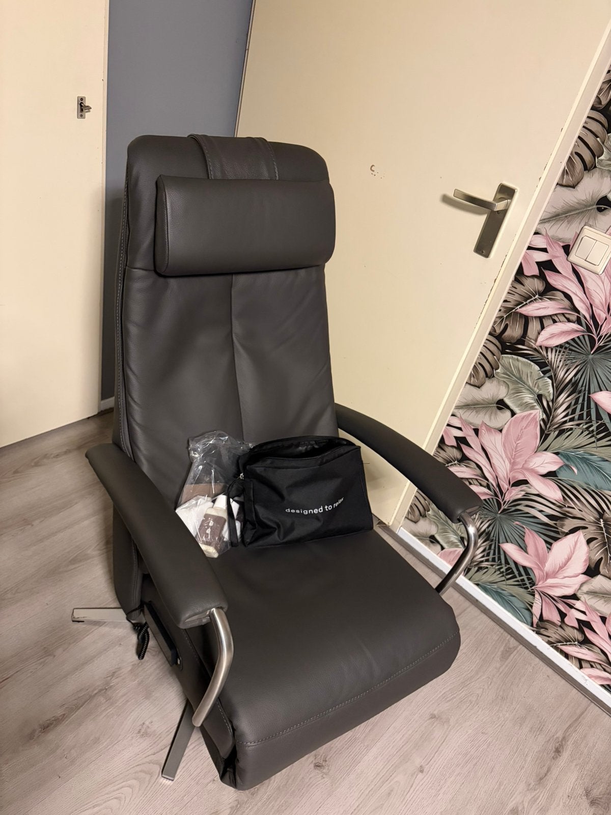C-100 Elektrische Relax/Sta-opstoel Prominent | Touchscreen, Ophalen, Modern, comfort., 75 tot 100 cm, Zo goed als nieuw