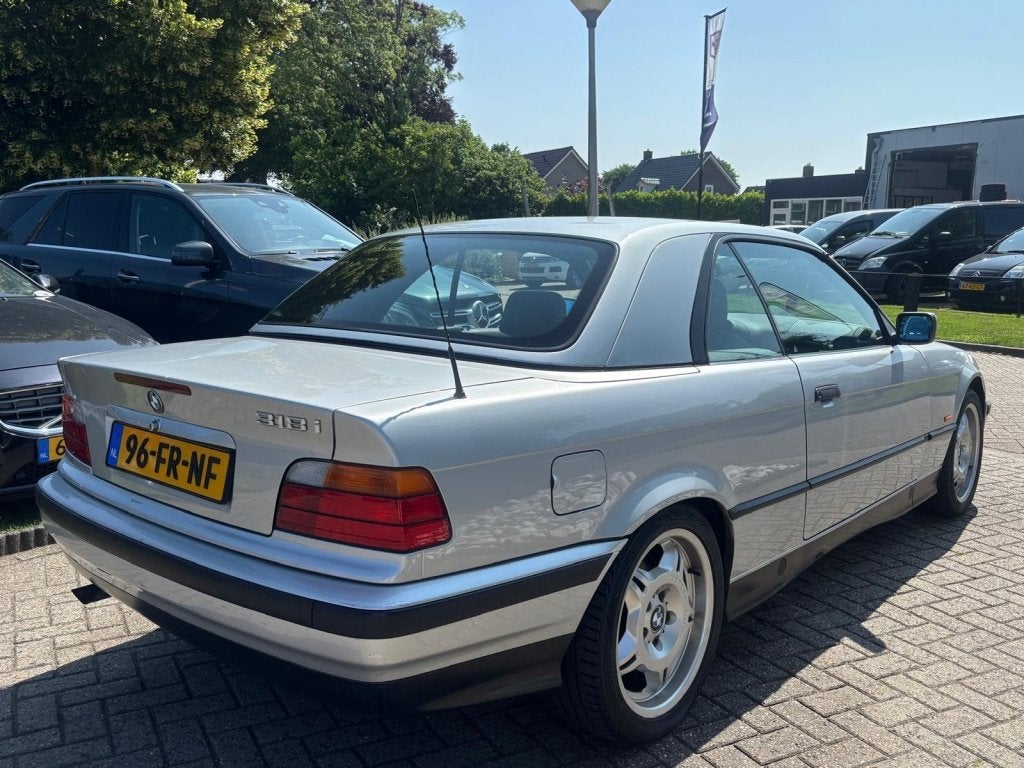 BMW 3 Serie 318i Cabriolet E36 Cabrio Hardtop M-Sport NL Aut, foto 5