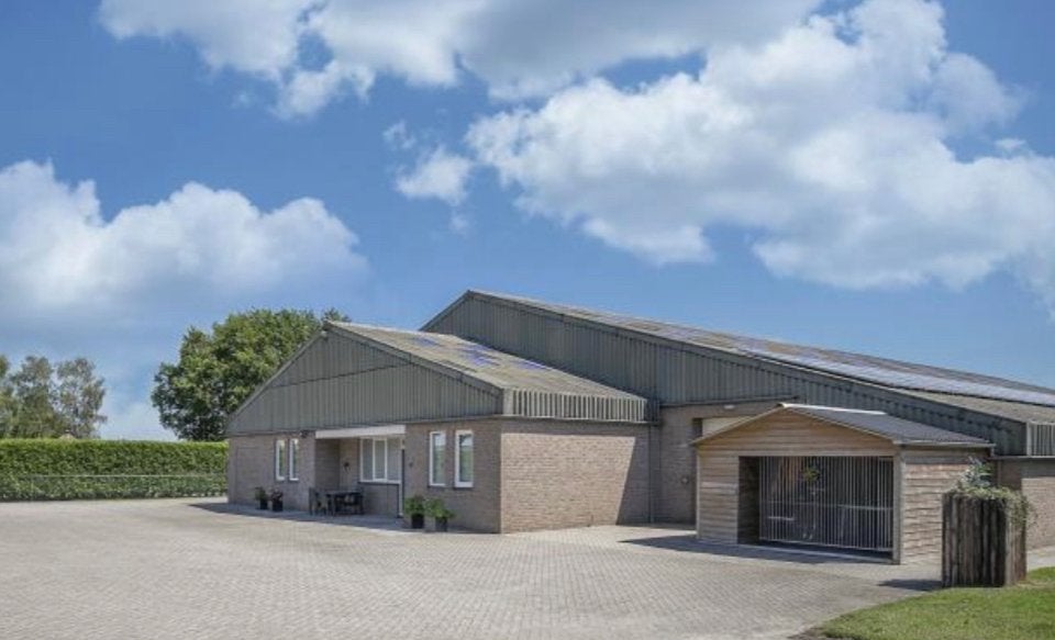 Altijd al bij je paard willen wonen?, Dieren en Toebehoren, Stalling