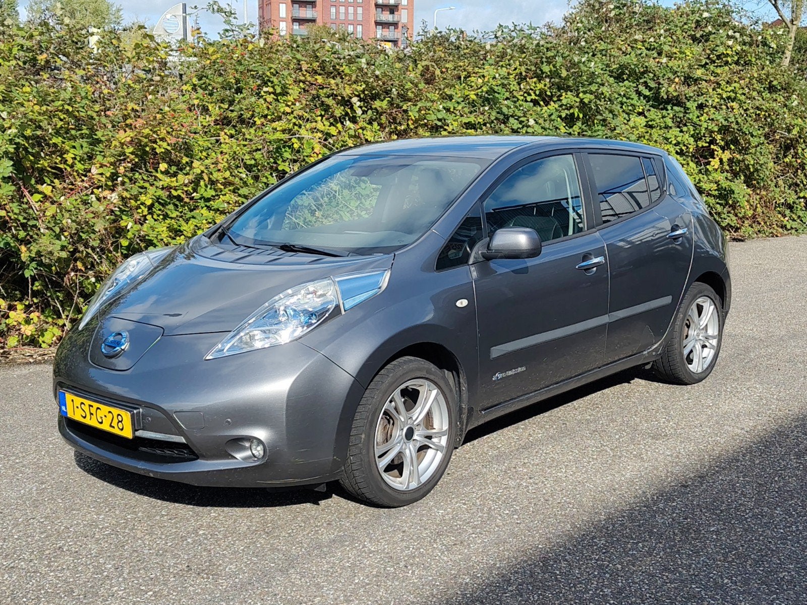 Nissan Leaf Tekna 24 kWh, Auto's, Zwart, Elektrisch, 1405 kg, Leaf