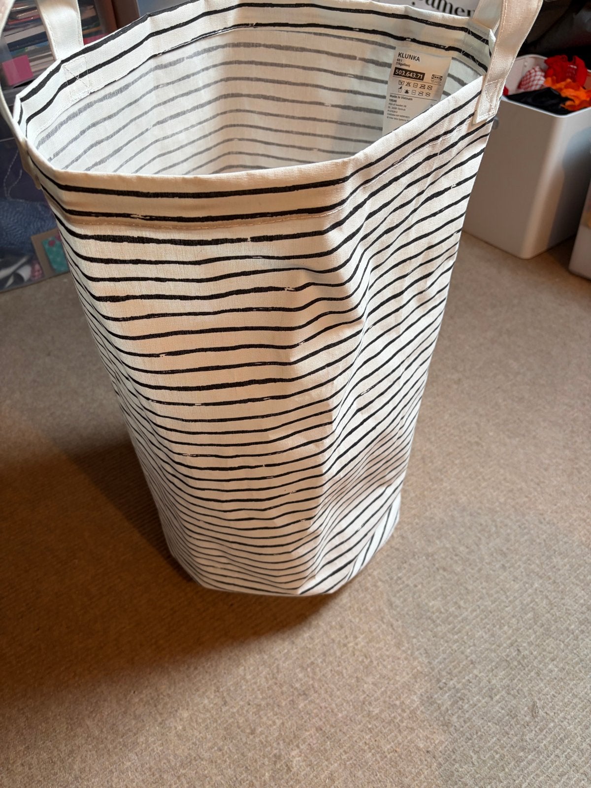 IKEA KLUNKA Waszak - Zwart/Wit gestreept, Huis en Inrichting, Meerkleurig, Ophalen of Verzenden, Zo goed als nieuw, Modern