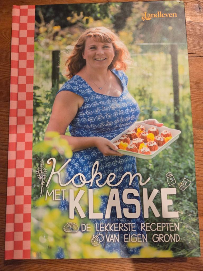 Kookboek Koken met Klaske - Klaske Bakker Landleven, Ophalen of Verzenden, Zo goed als nieuw, Klaske Bakker