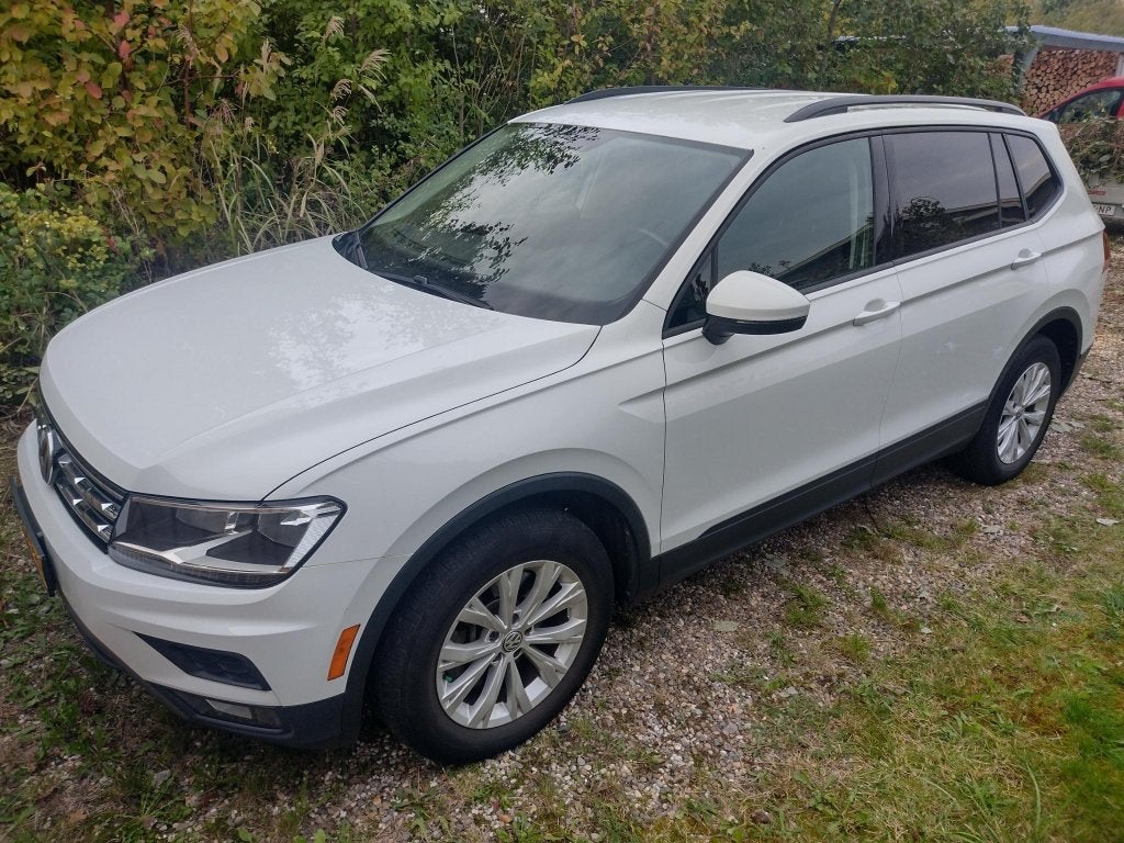 2018 Volkswagen Tiguan Allspace 2.0 TSI Highline 7-persoons, Stof, 4 cilinders, 179 pk, 7 stoelen
