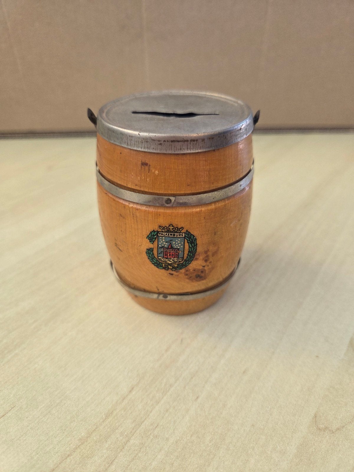 Vintage houten spaarpot in de vorm van een biervat, Gebruikt, Ophalen of Verzenden, Bruin, Vintage