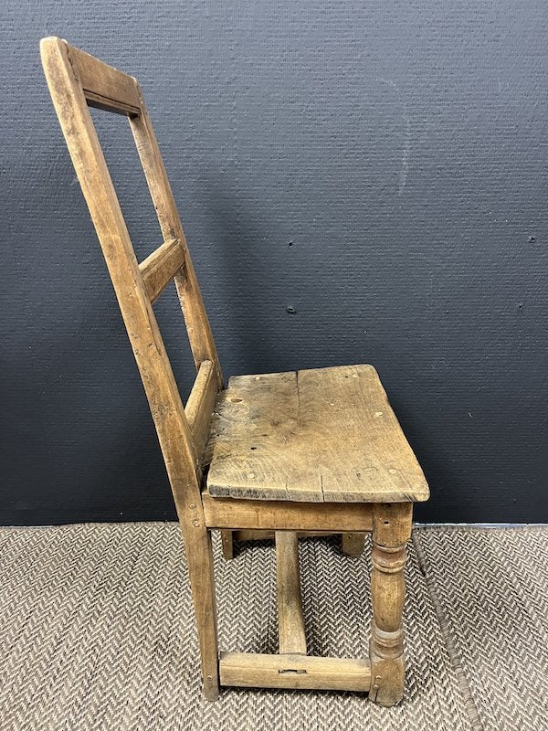 Antieke eenvoudige Franse houten stoel -  rond 1800, Antiek en Kunst, Antiek | Meubels | Stoelen en Banken, Ophalen of Verzenden