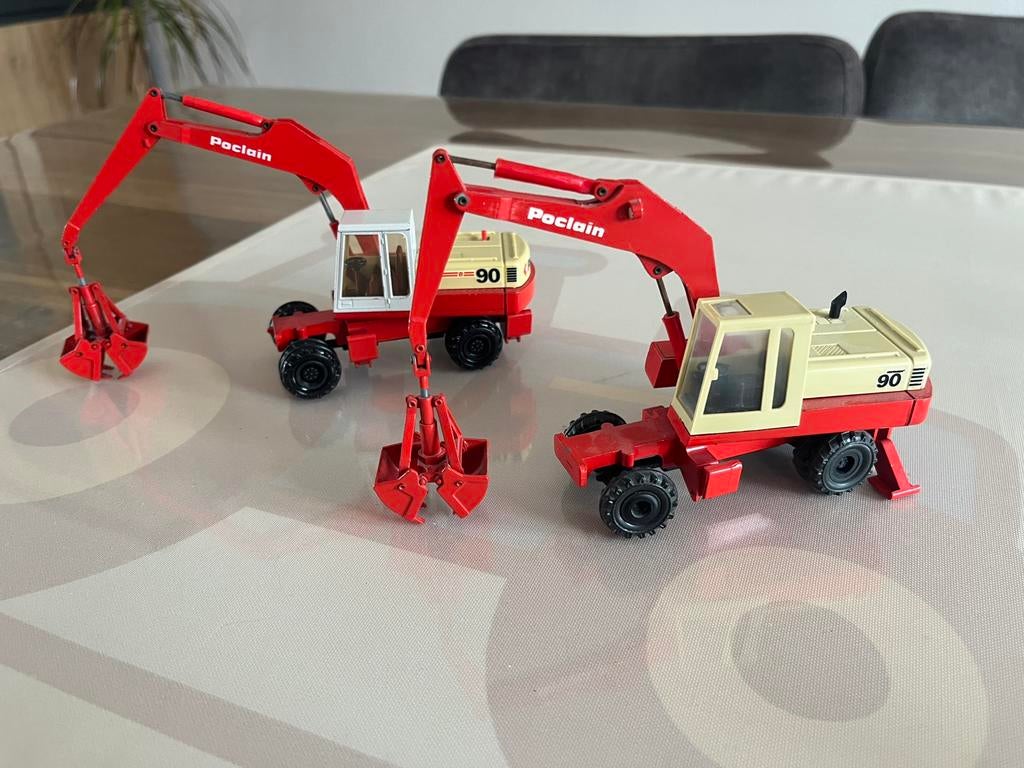 Twee Poclain 90 mobiele kranen Gescha Conrad, Ophalen of Verzenden, Zo goed als nieuw, Hijskraan, Tractor of Landbouw, Conrad