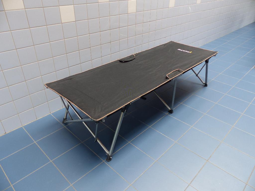 Eureka campingbed, Caravans en Kamperen, Ophalen, Gebruikt