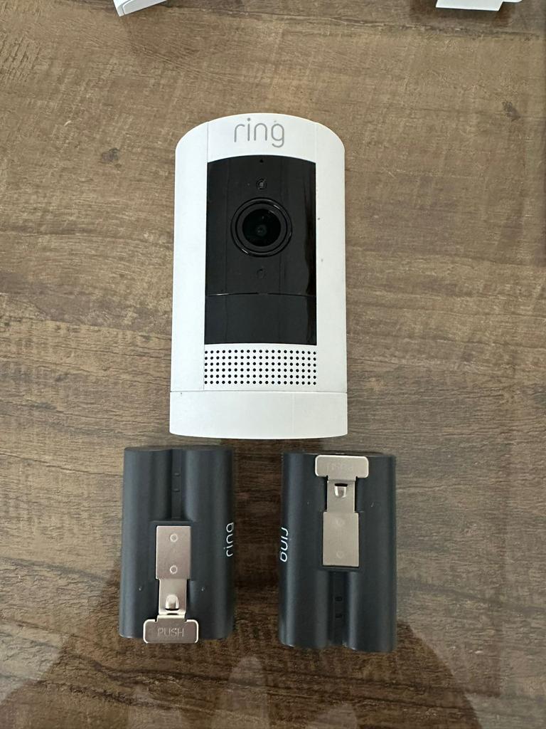 Ring stick up cam, Audio, Tv en Foto, Videobewaking, Ophalen of Verzenden, Zo goed als nieuw