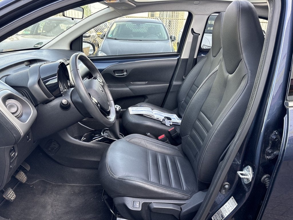 Peugeot 108 1.2 VTi Allure CABRIO LEDER, Voorwielaandrijving, Euro 5, Gebruikt, Zwart