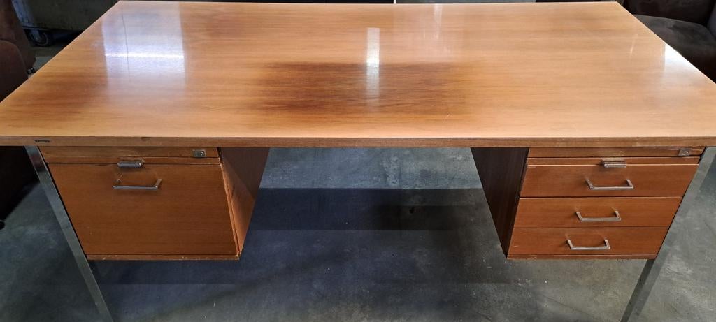 Vintage houten soennecken bureau met lades, Huis en Inrichting, Bureaus, Ophalen, Gebruikt