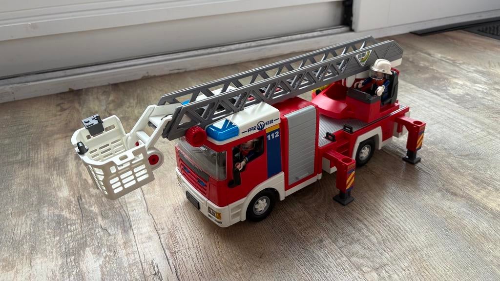 Playmobil Brandweerwagen met Ladder en Accessoires, Ophalen, Gebruikt, Complete set