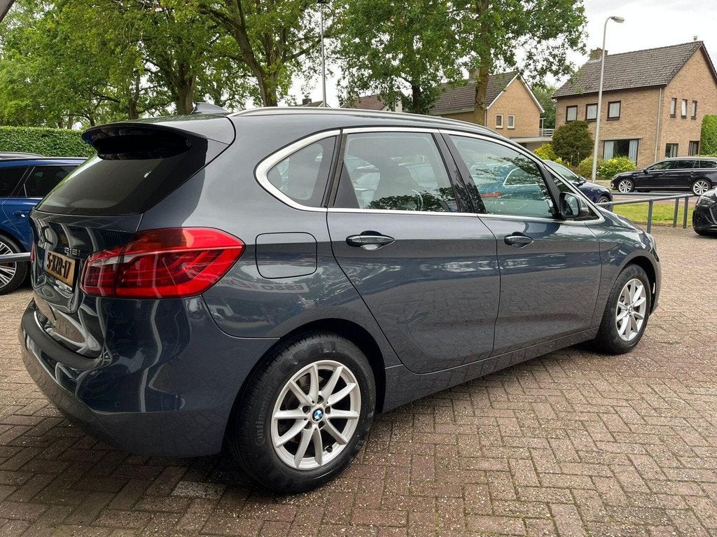 BMW 2-serie Active Tourer 218i High Executive Navi, Bluetoot, Auto's, BMW, Voorwielaandrijving, 136 pk, Gebruikt, Origineel Nederlands