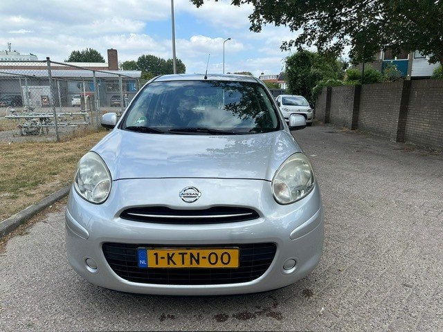 Nissan Micra 1.2 72KW 5DR 2013 Grijs, Voorwielaandrijving, Dealer onderhouden, 40 €/maand, 4 cilinders