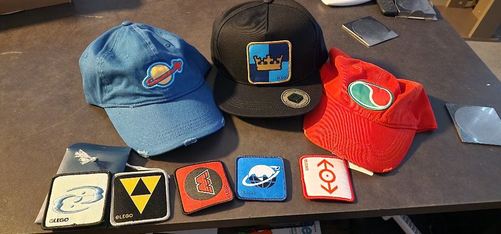 Nieuw: Lego petten 3 stuks - Vintage, Space, Velcro + Rugzak, Ophalen of Verzenden, Nieuw, Lego