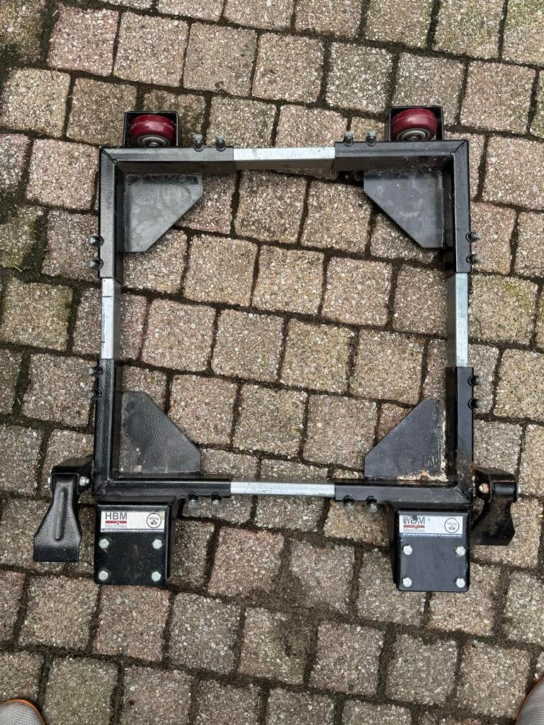 HBM 600 kg Universeel Verrijdbaar en Verstelbaar Onderstel, Ophalen, Gebruikt