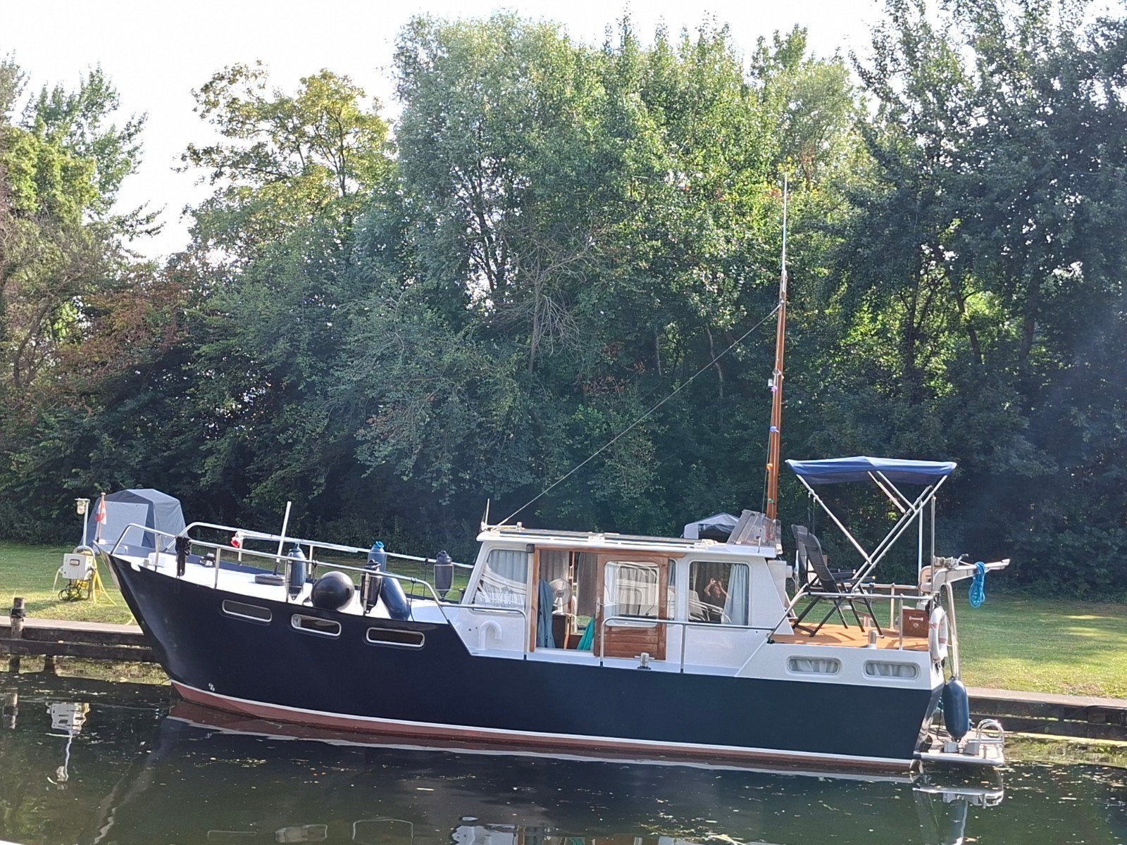 Visser kruiser 11m DAF 475 Boegschroef TV Koelkast Toilet, Watersport en Boten, 11 m, Diesel, Kruiser, 100 cm