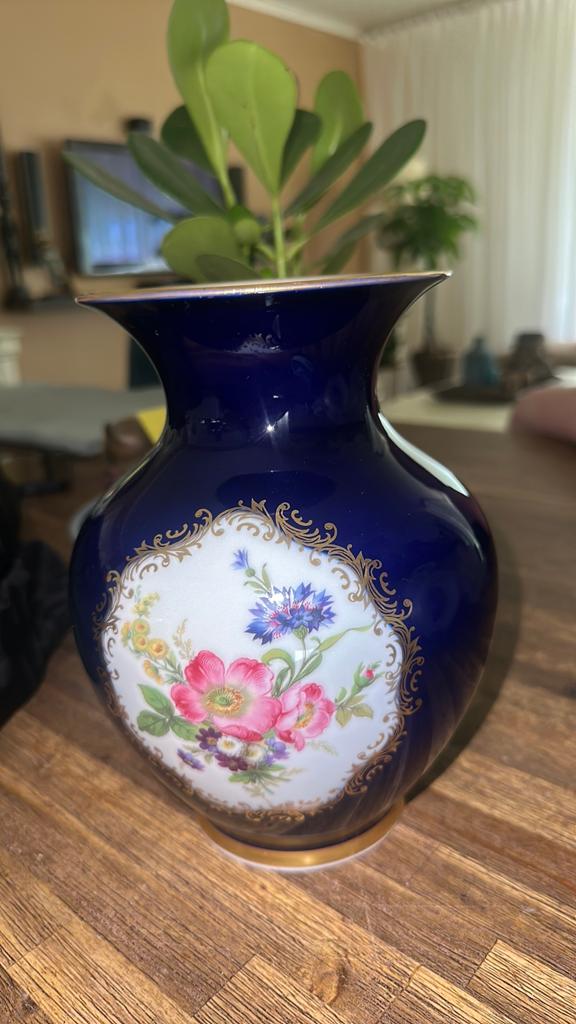 Vintage Bavaria Echt Cobalt vaas – bloemen & gouddecor, Antiek en Kunst, Antiek | Vazen, Ophalen