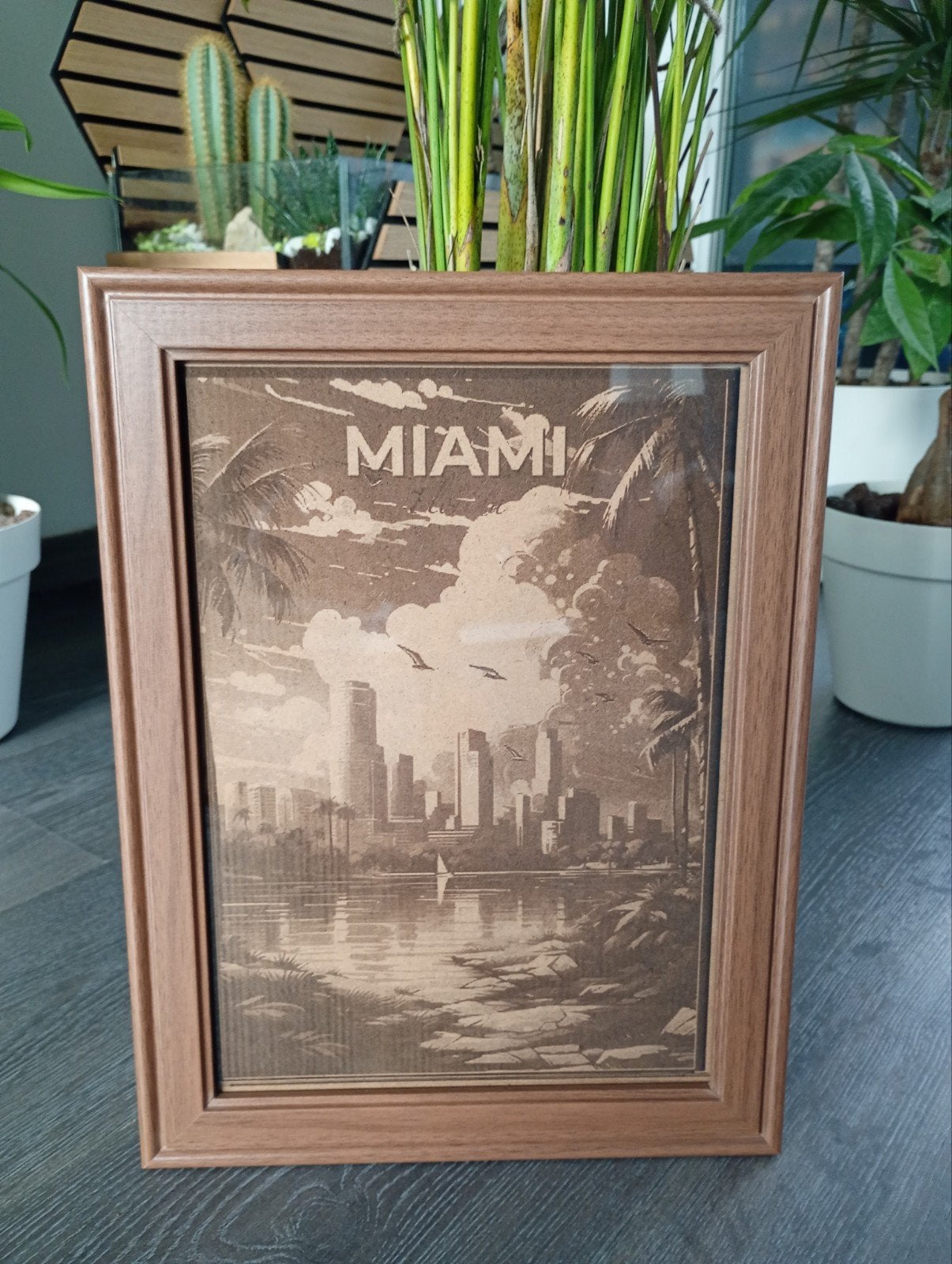 Lasergegraveerde Miami Afbeelding - A4 Formaat, Overige materialen, Minder dan 50 cm, Nieuw, Ophalen of Verzenden