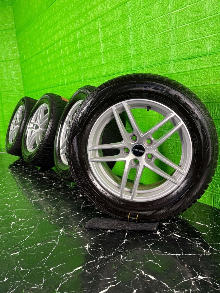 Originele Alfa Romeo Giulia velgen 16" 5x110 winterset, Niet ingevuld, Gebruikt, 16 inch, Banden en Velgen