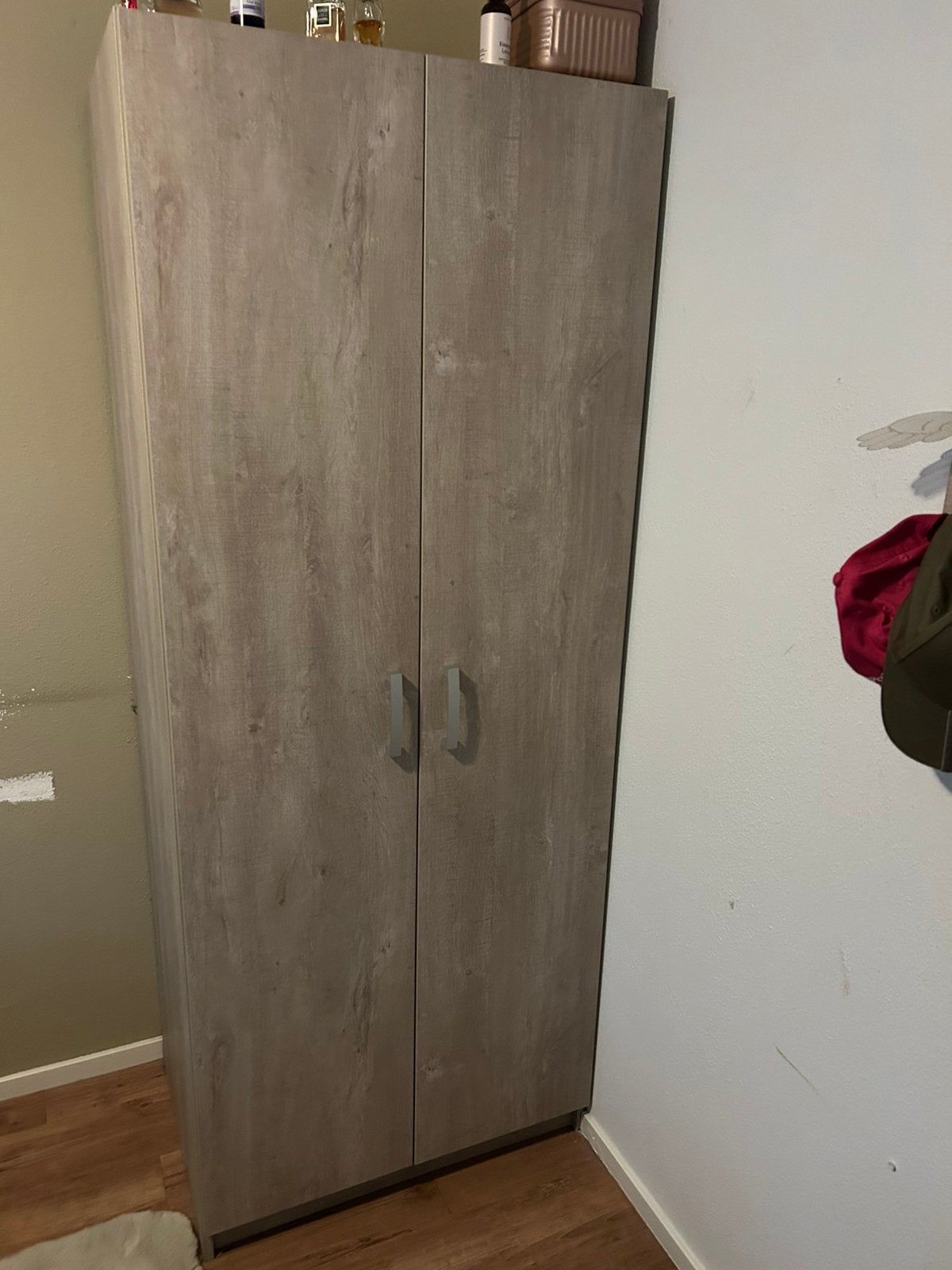 Kledingkast, Huis en Inrichting, Ophalen, Overige materialen, Met deur(en), Gebruikt
