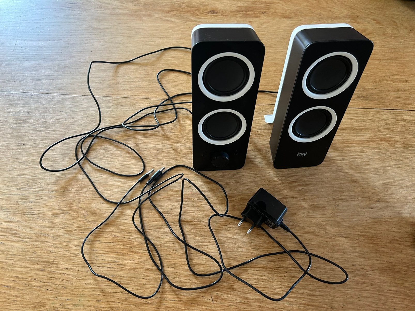 Logi speakers pc, Computers en Software, Pc speakers, Ophalen of Verzenden, Gebruikt
