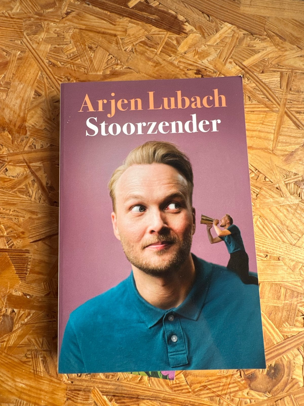 Arjen Lubach - Stoorzender (Boek), Ophalen of Verzenden, Zo goed als nieuw