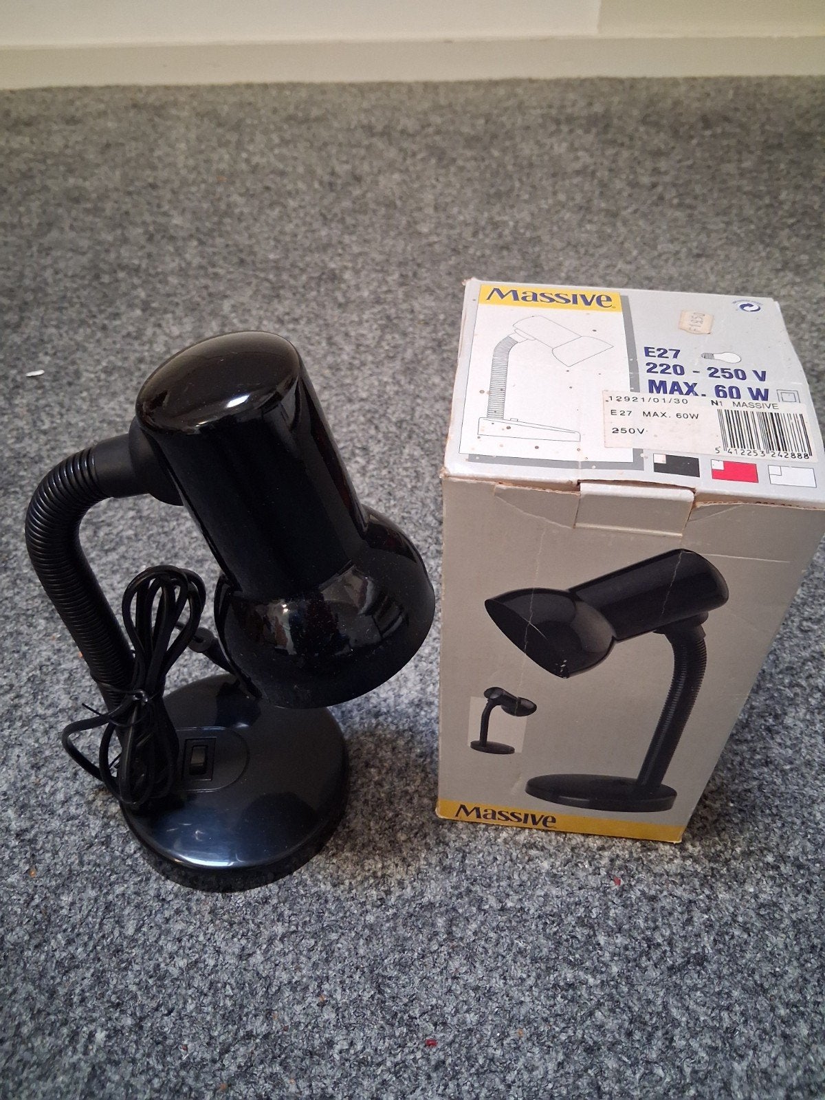 Massive Bureaulamp Zwart E27 Max 60W, Ophalen, Bureaulamp, Kunststof, Nieuw