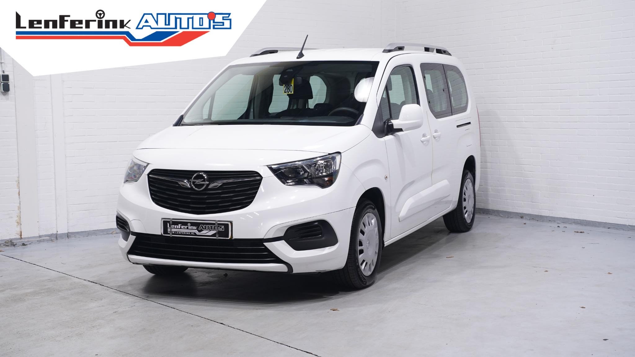 Opel Combo Tour 1.2 Turbo L2H1 Edition 7p. 1e Eigenaar NAP 2, Auto's, Opel, Stof, Gebruikt, 7 stoelen, Wit