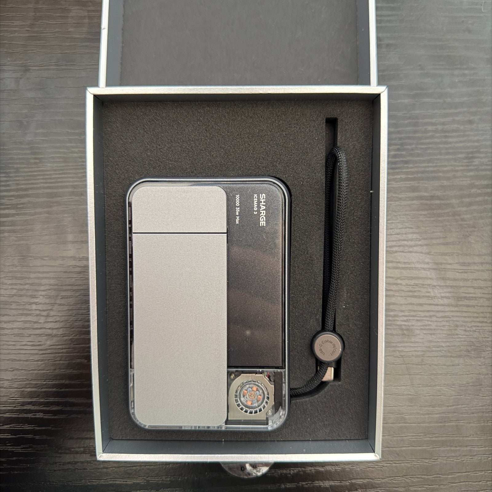SHARGE ICEMAG 3 Powerbank Qi2.2 10000mAh - 35W MagSafe, Telecommunicatie, Powerbanks, Ophalen of Verzenden, Zo goed als nieuw