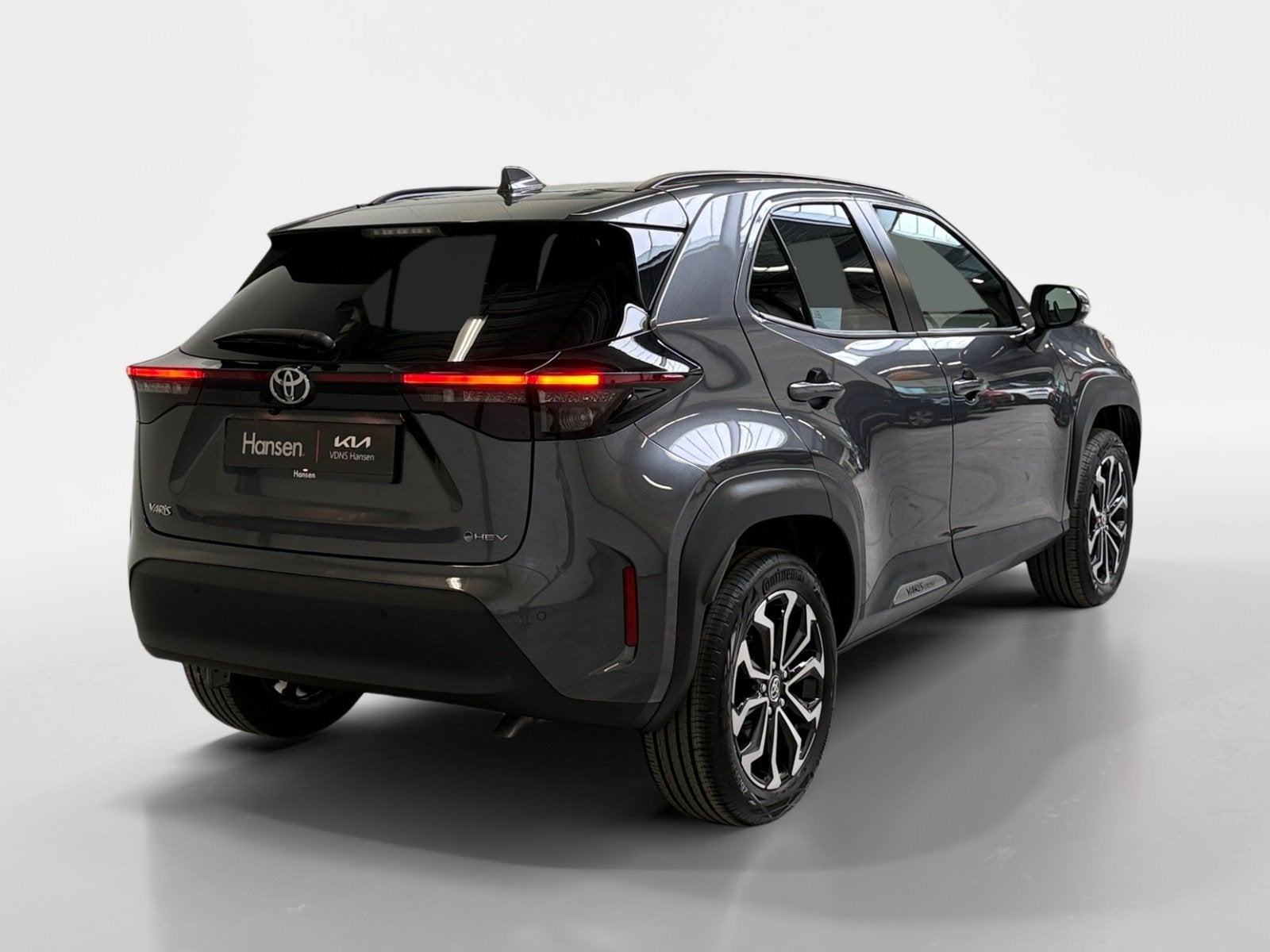 Toyota Yaris Cross 1.5 Hybrid 115 Dynamic I Stuur en Stoelve, Stof, Gebruikt, 750 kg, 1165 kg