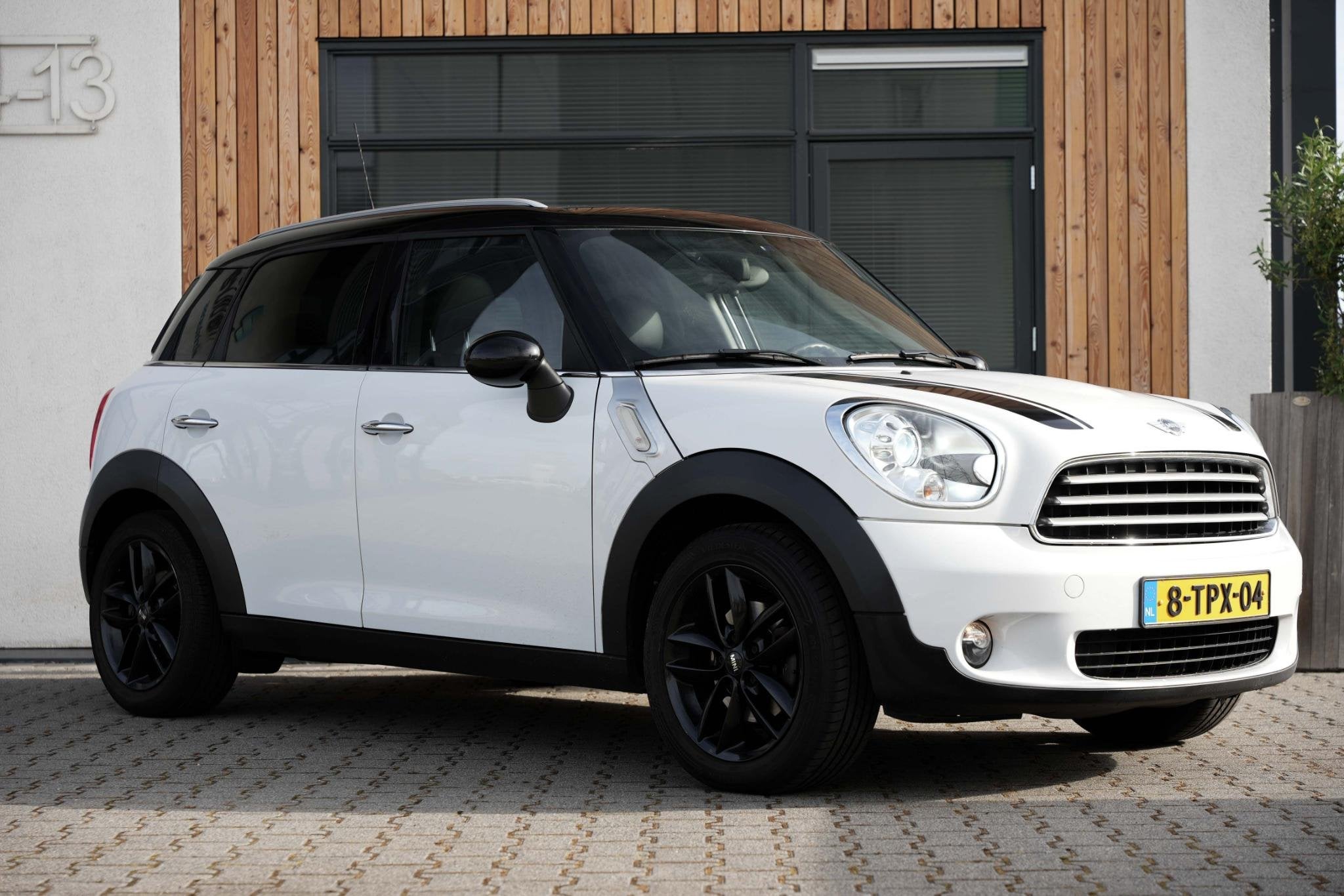 MINI Countryman 1.6 Cooper Navigatie Panoramadak, Voorwielaandrijving, Euro 5, Stof, Gebruikt