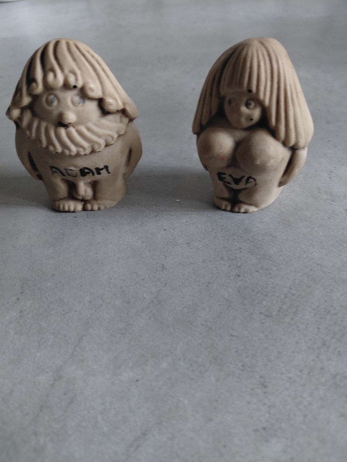 Vintage Adam & Eva, Ophalen