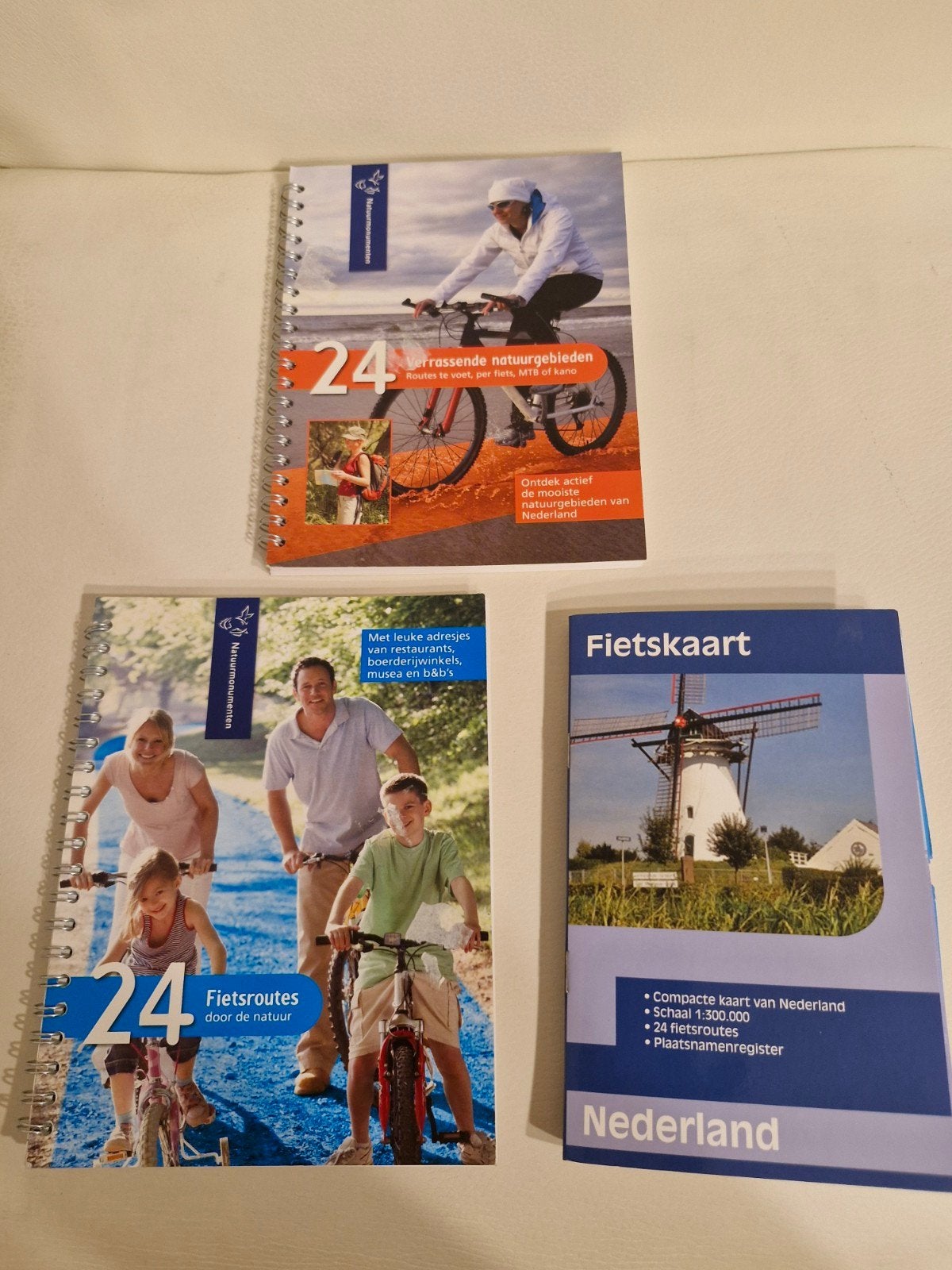 Fietsgidsen en Fietskaart Nederland - Natuurmonumenten, Ophalen of Verzenden