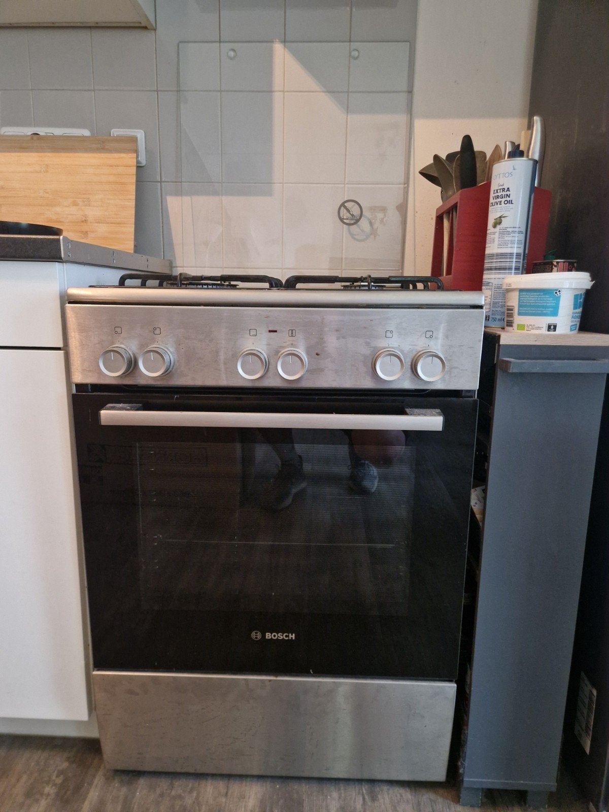 Bosch gasfornuis met oven - ca. 2 jaar oud, Witgoed en Apparatuur, Fornuizen, Ophalen