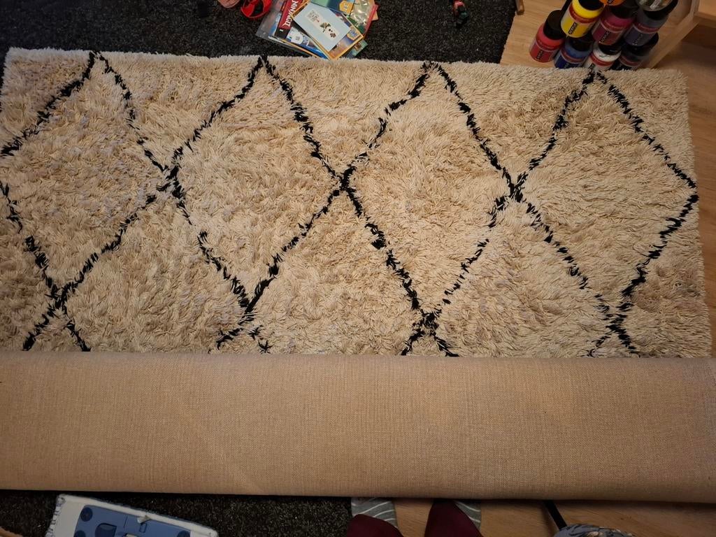 Zacht beige vloerkleed met zwart ruitpatroon, Gebruikt, Beige, Bohemian, Modern, 150 tot 200 cm