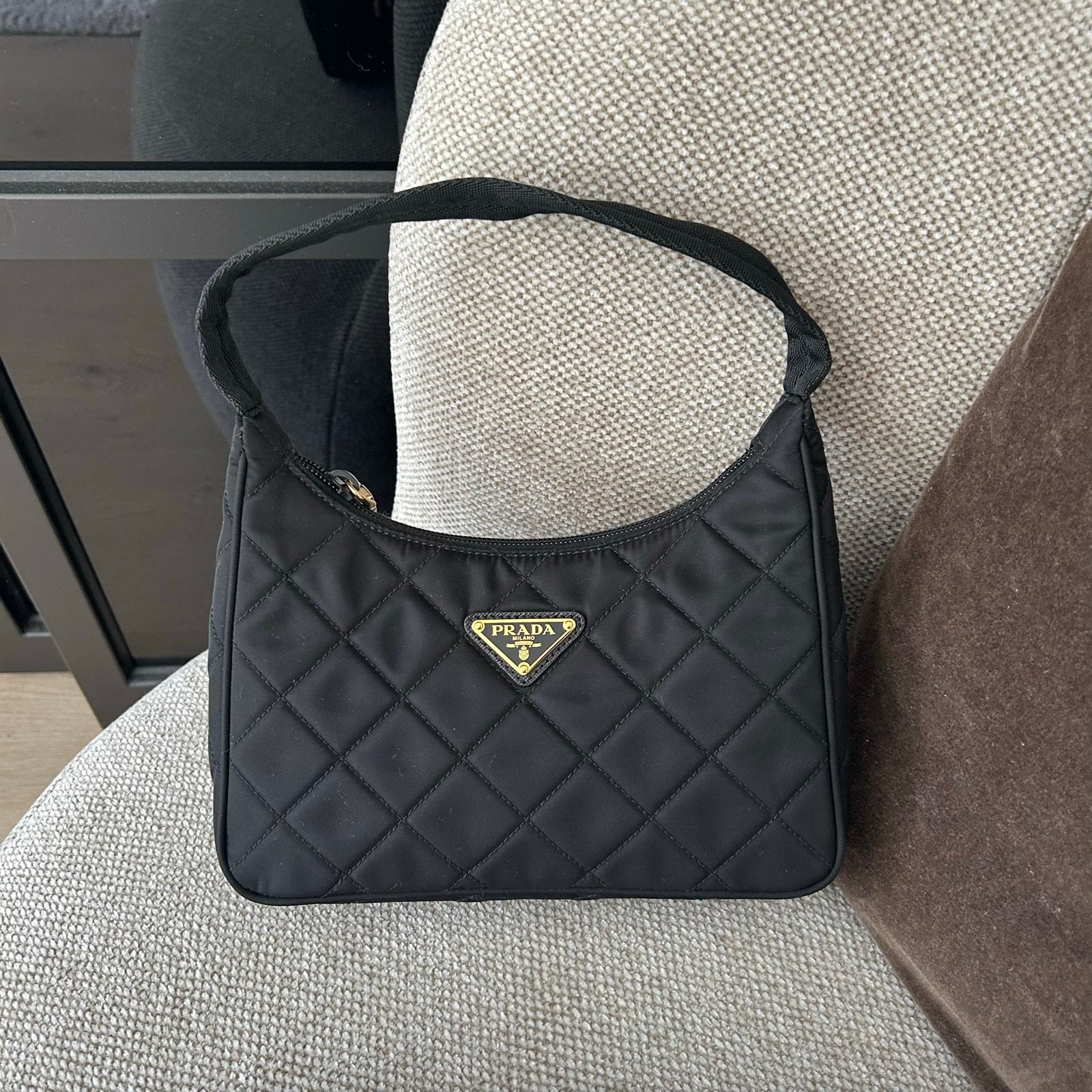 Prada Re-Edition 2000 Nylon Mini Bag Zwart Nieuw, Ophalen of Verzenden, Nieuw, Zwart, Schoudertasje