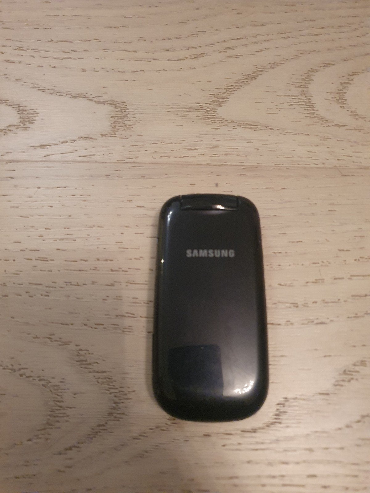 Zeldzame Samsung E1270 flip in goede staat, Ophalen of Verzenden, Zwart, Overige systemen