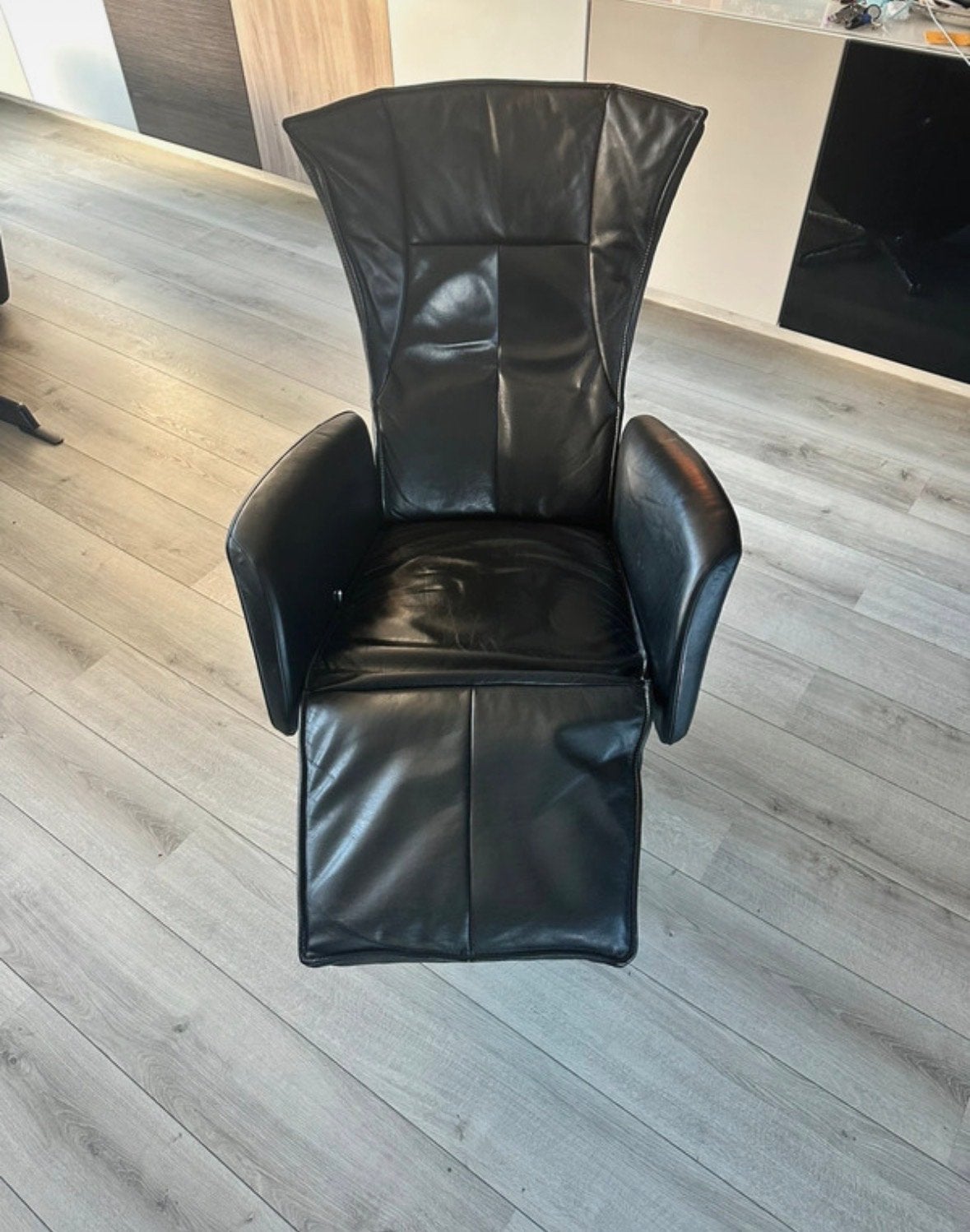 Topform Draaifauteuil - Stijlvol Zwart Lederen Comfort, Huis en Inrichting, Fauteuils, Ophalen, Gebruikt, Leer, 75 tot 100 cm