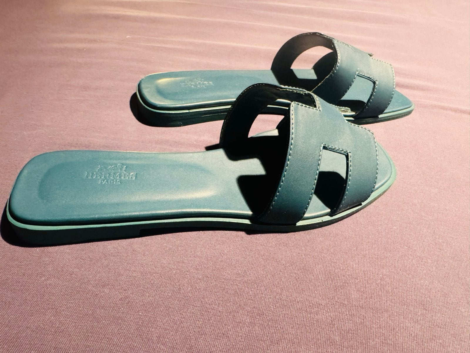 Hermès Oran Sandalen - Elegante Slippers Maat 40, Ophalen of Verzenden, Nieuw, Blauw, Slippers