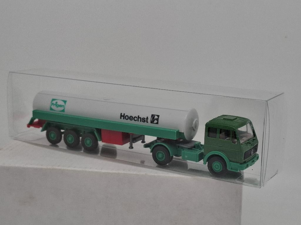 Hoechst Chemie tankwagen - Mercedes - Wiking 1/87, Verzenden, Zo goed als nieuw, Bus of Vrachtwagen, Wiking