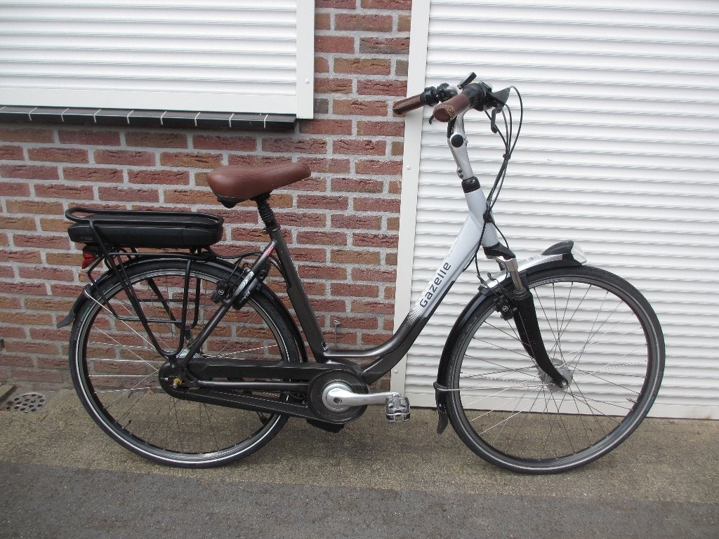 GAZELLE Dames E-Bike Frameh.53cm Midden Motor Lage Instap., Ophalen, Gebruikt, 51 tot 55 cm, 50 km per accu of meer
