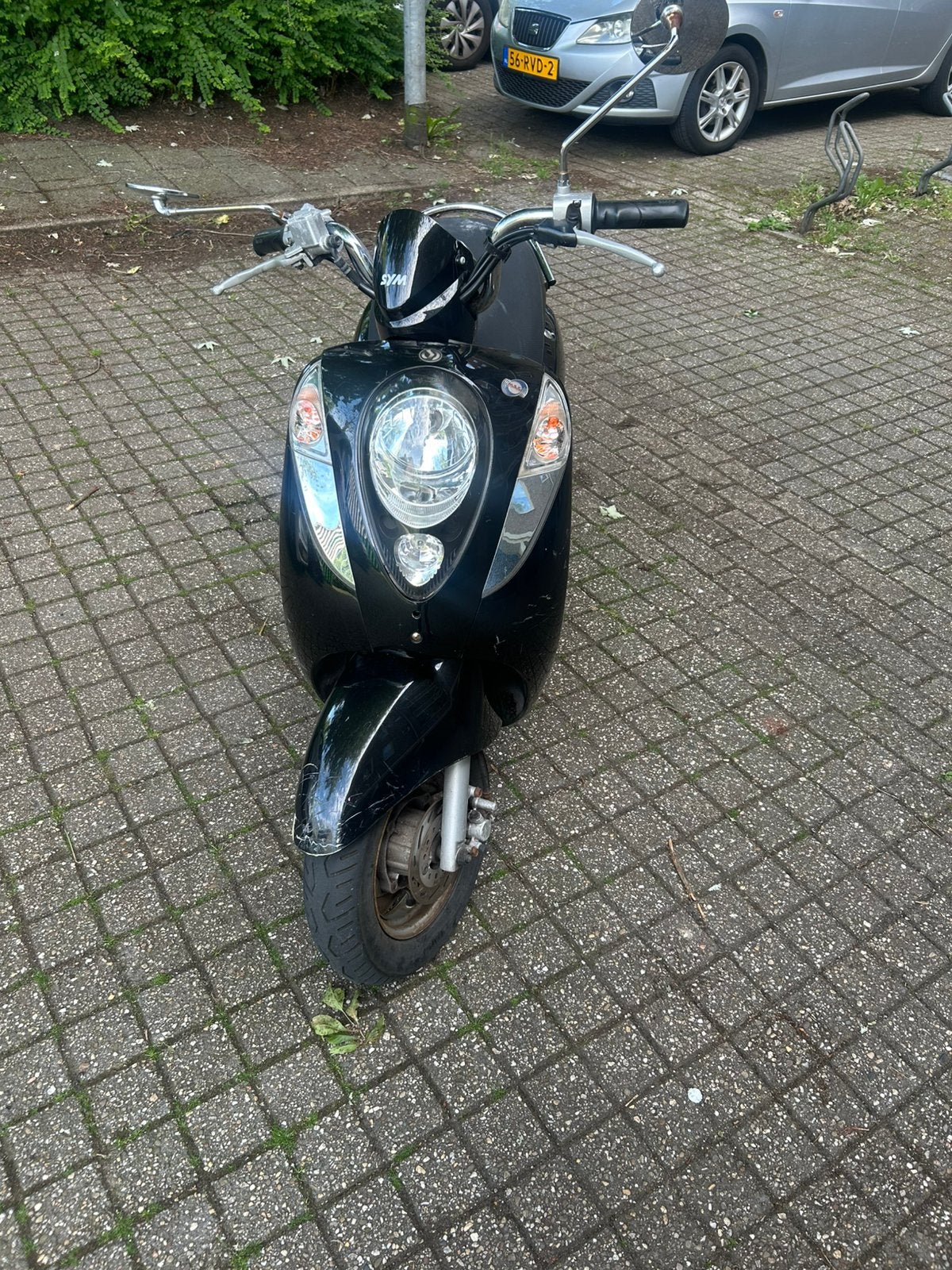 Sym Mio scooter - Loopt goed, zadel licht beschadigd, Mio, Gebruikt, Maximaal 45 km/u, Ophalen of Verzenden