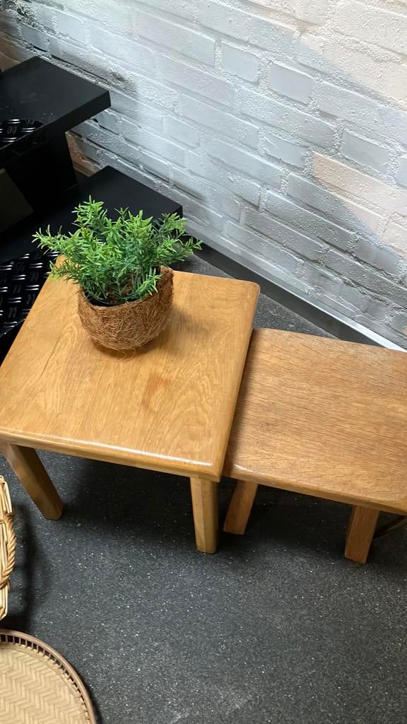 Eiken bijzet tafeltjes, Huis en Inrichting, Krukjes, Ophalen, Zo goed als nieuw, Hout