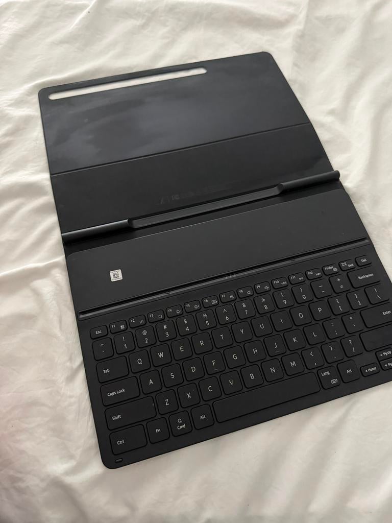 Samsung Keyboard Cover - Zwart, Ophalen, Zo goed als nieuw, 11 inch, Bescherming voor- en achterkant
