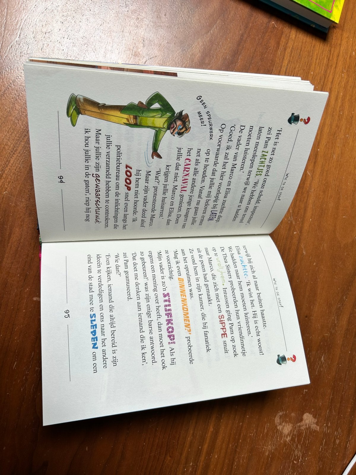 Thea Stilton: Carnaval in Venetië - Inclusief masker!, Ophalen of Verzenden, Zo goed als nieuw, Fictie