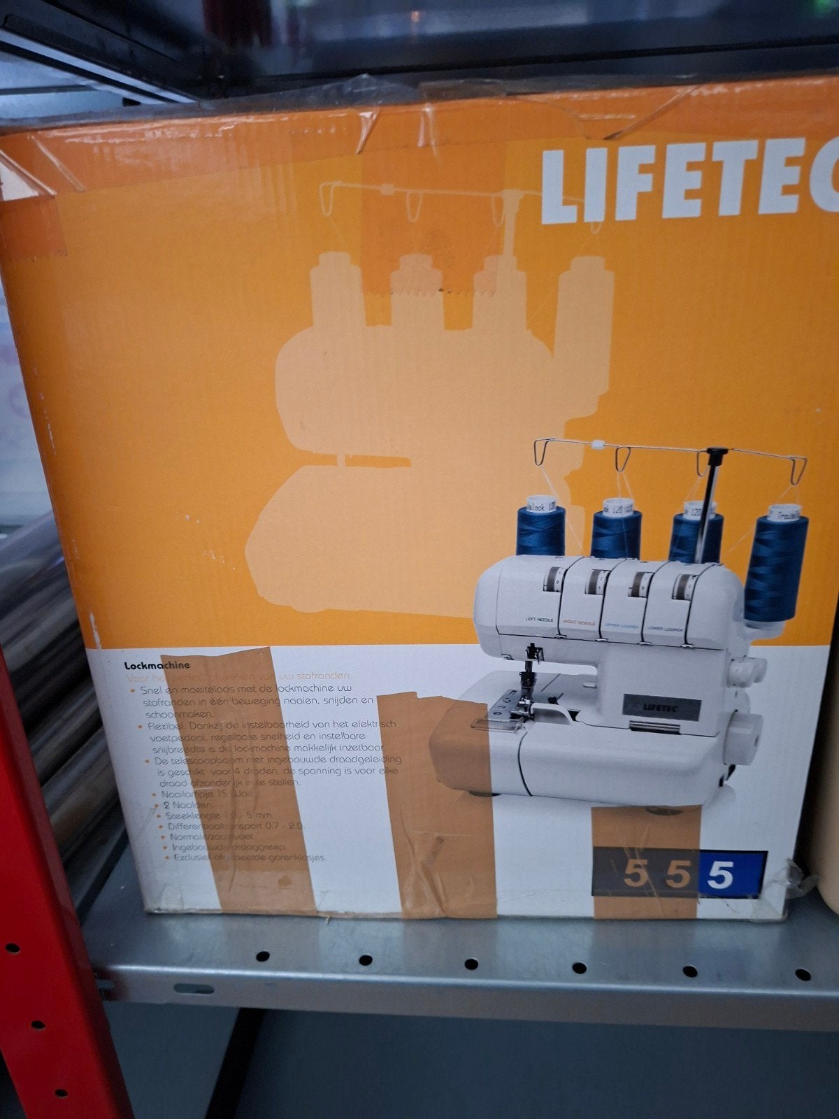 Lockmachine Lifetec MD 14302 inclusief garen, Ophalen, Zo goed als nieuw, Lockmachine, Overige merken