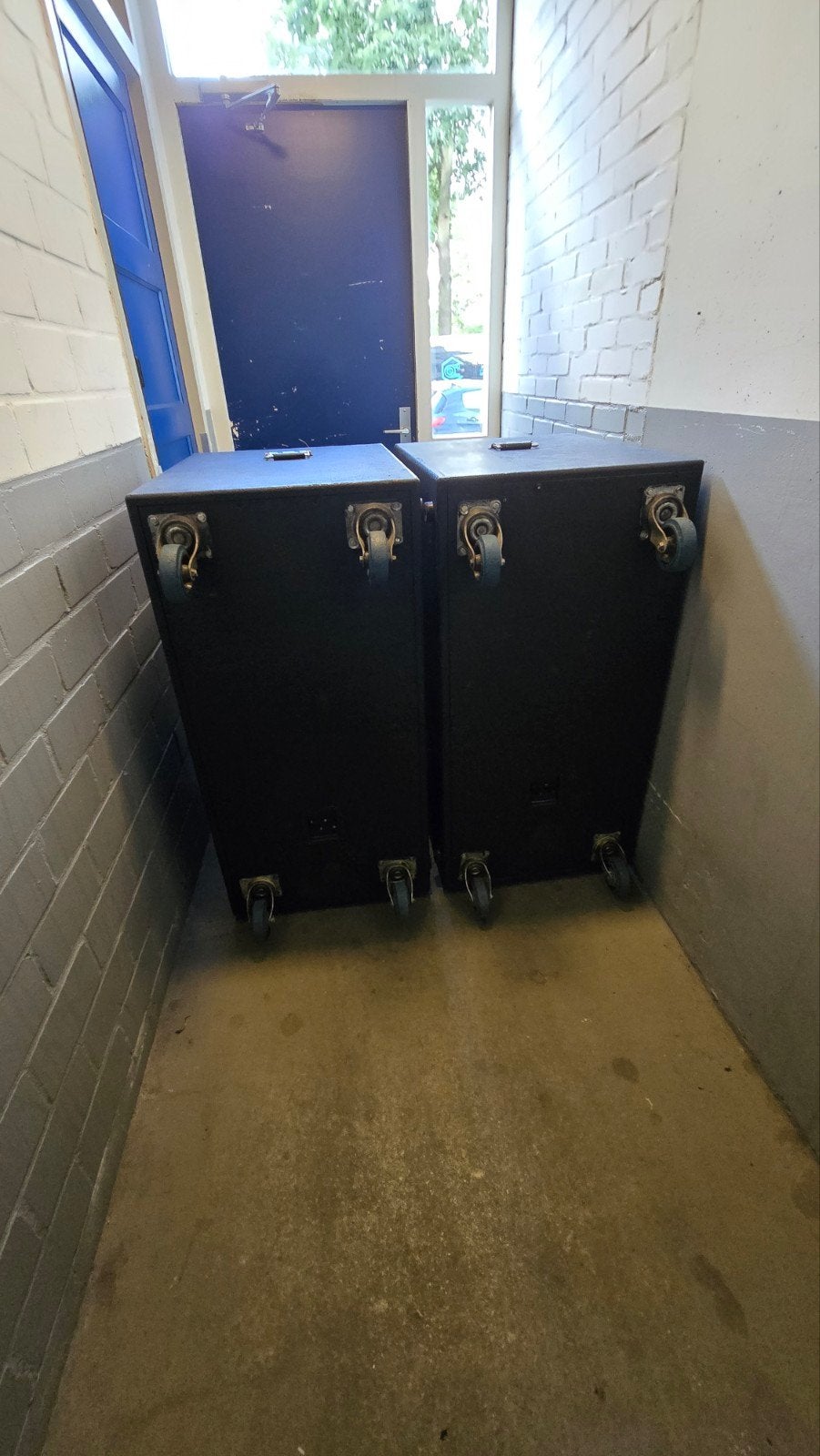 2x RCF 18-inch baskasten met LF18G401 woofers, Audio, Tv en Foto, Subwoofer, 3122LH, Ophalen of Verzenden, Zo goed als nieuw